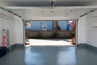 commercial garage cleaning service