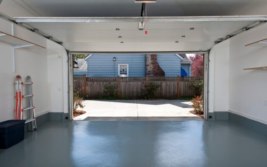 commercial garage cleaning service